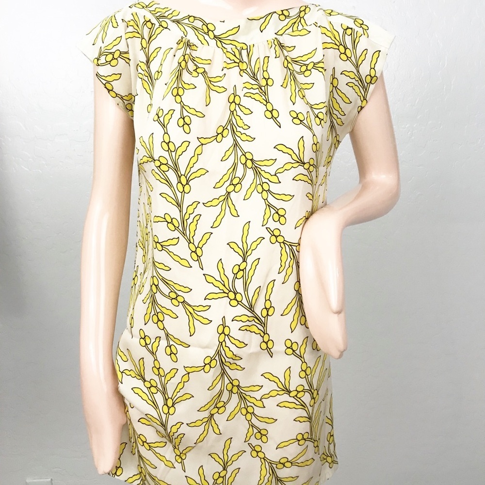Tucker Yellow Printed Silk Tunic Size P